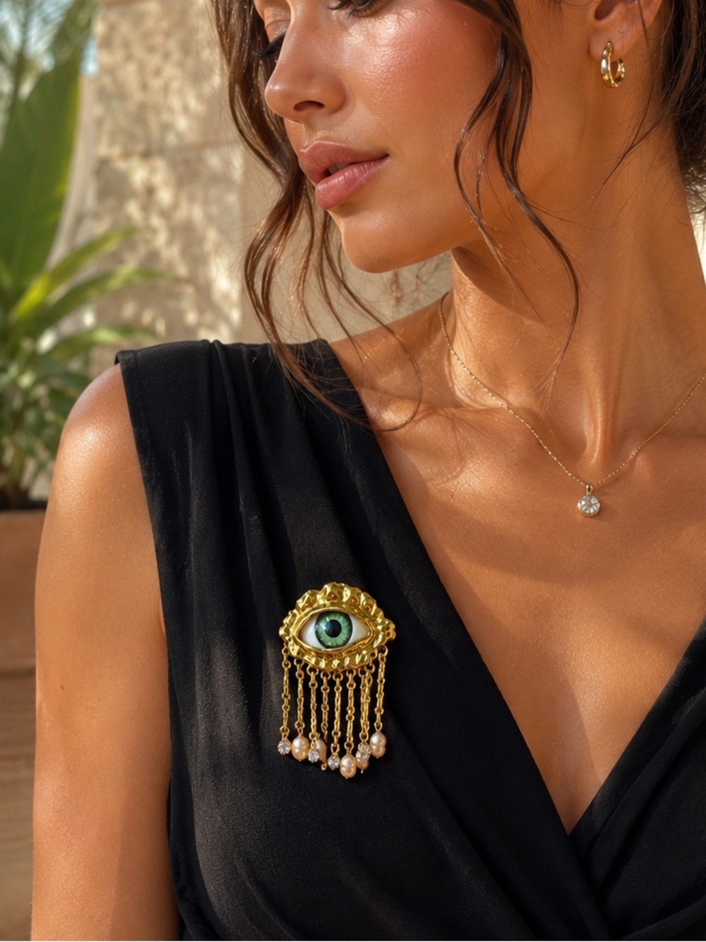 Gold Eye Drop Pearl Fringe Brooch